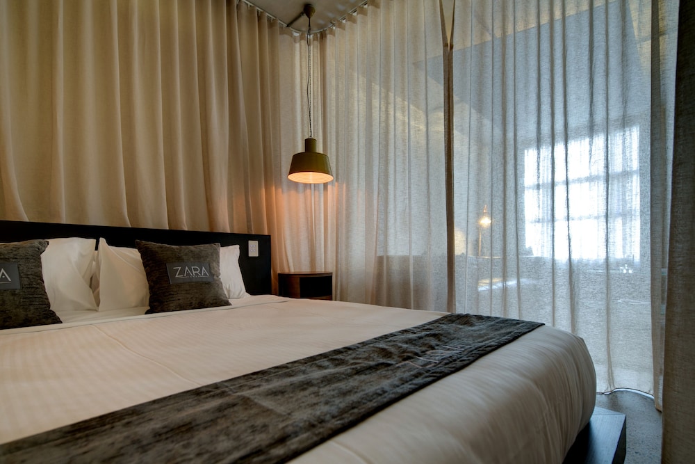 SOHO, LUXURY, SUITE