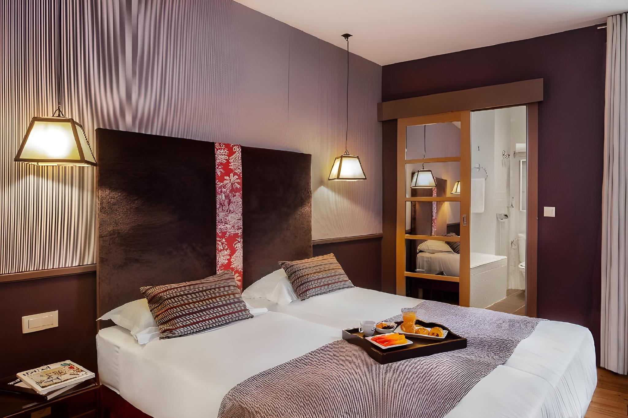 Room, Triple, Single, 3 Beds، Hotel Louison 2/2