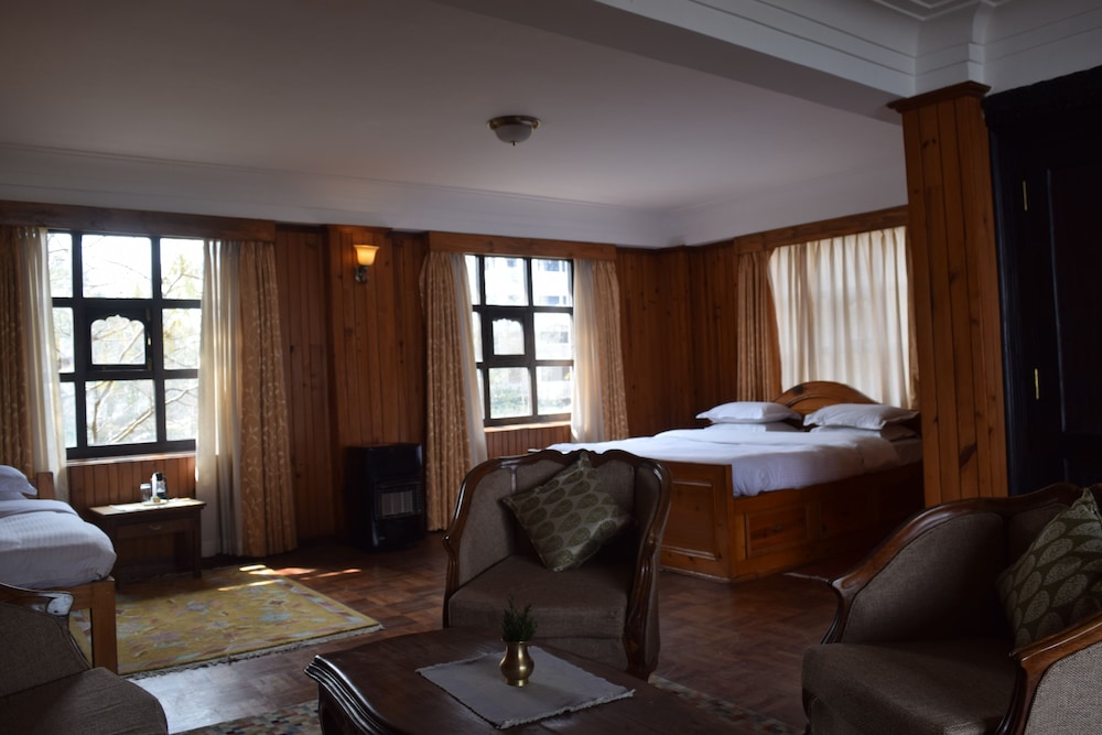 THE FORT RESORT 10/35
