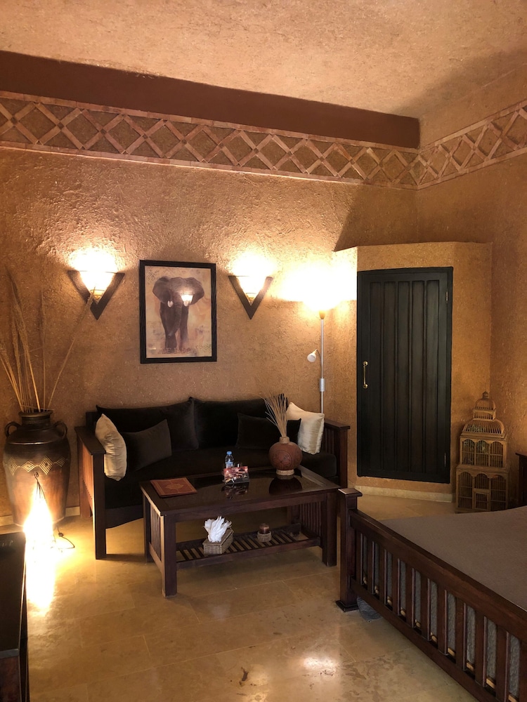 Riad Soleil d'Orient 24/50