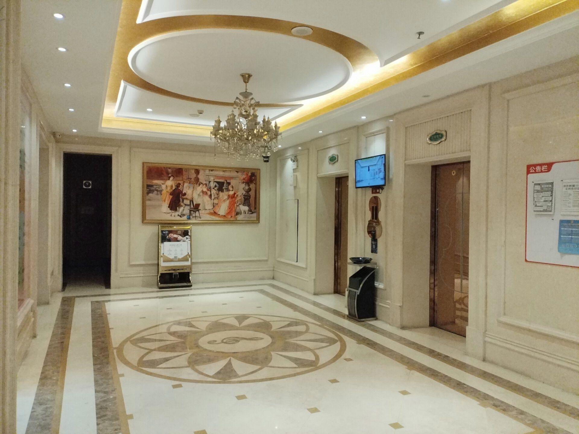Vienna Hotel (Zhongshan Bus Terminal) 9/37