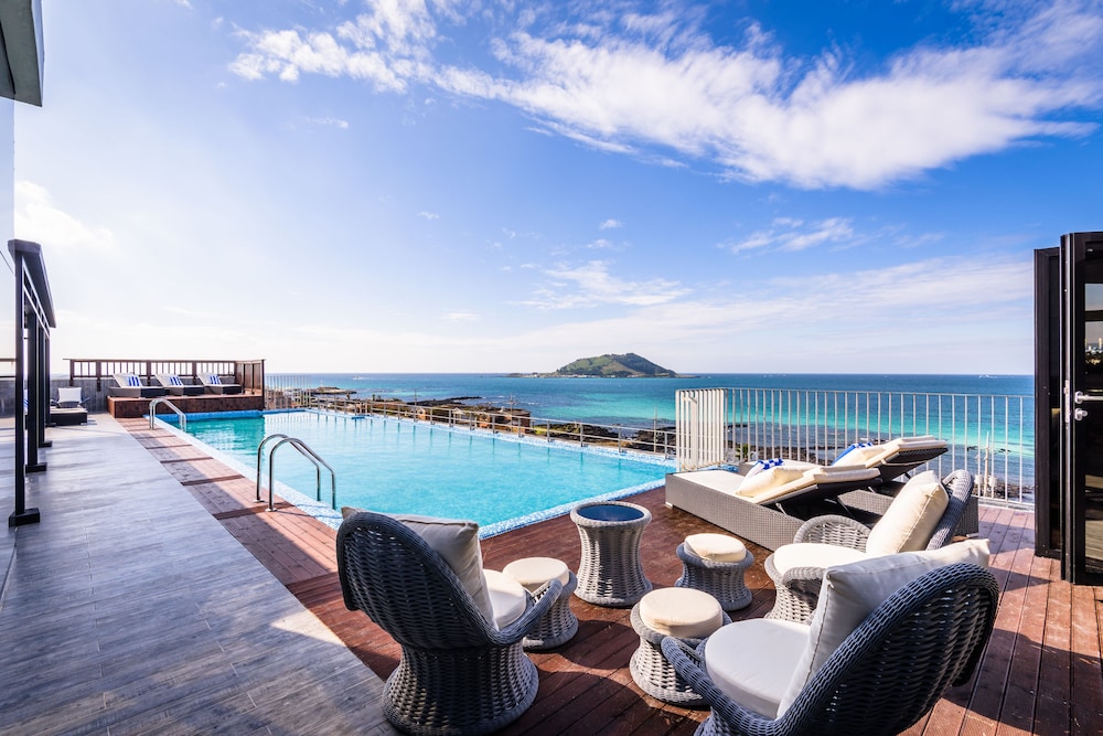 Augila Hotel Jeju Oceano Suites 54/61