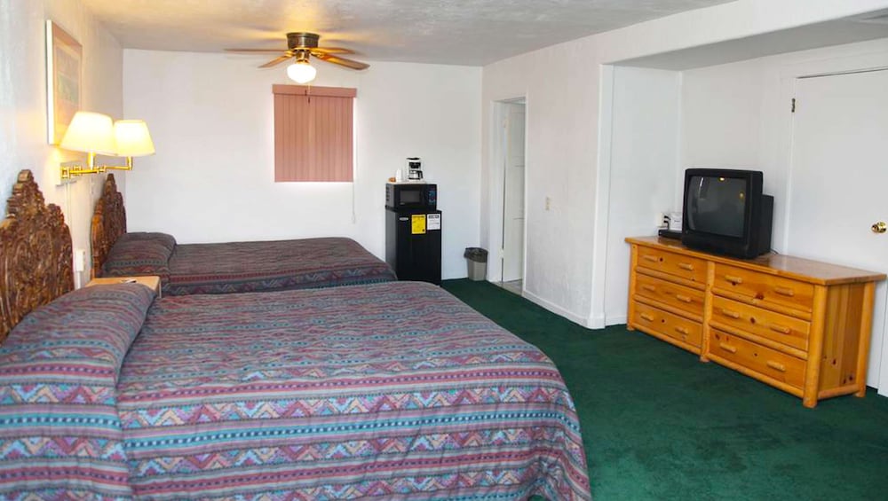 Marianna Inn Panguitch 12/30