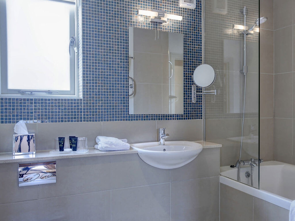 Quy Mill Hotel and Spa 40/42
