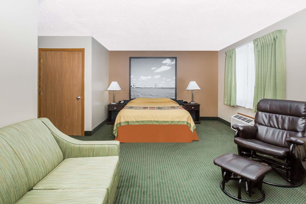 Super 8 by Wyndham Jefferson 31/42