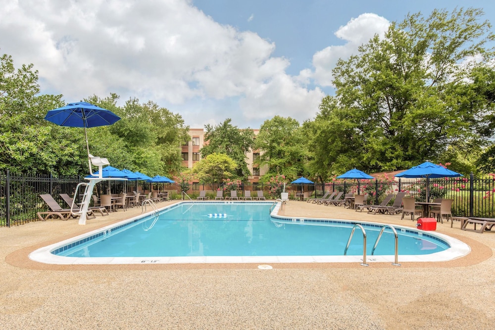 Comfort Inn Conference Center 17/35