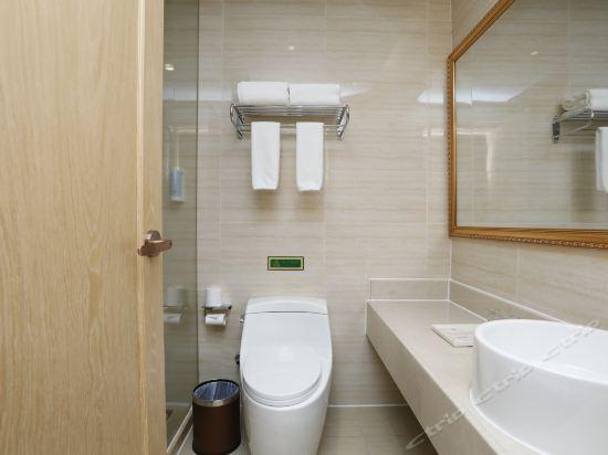 Vienna Hotel (Suzhou Wujiang Huayuan Road) 20/24