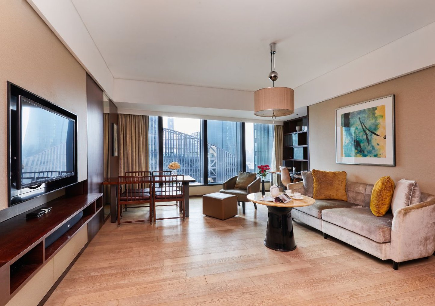 Mandarin Oriental Shanghai 43/78