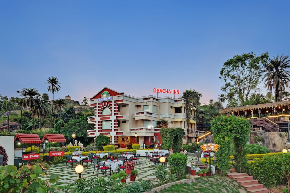 CHACHA INN. 3/77