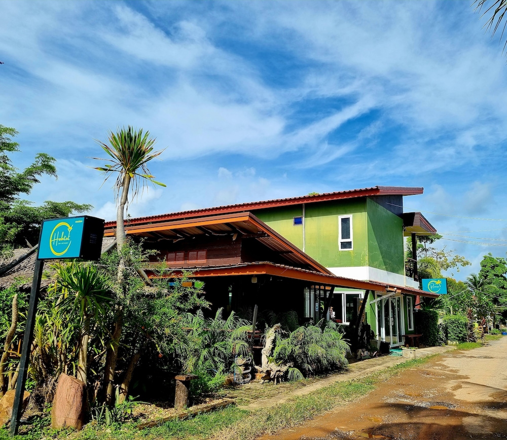 Riviera Boutique House 7/66