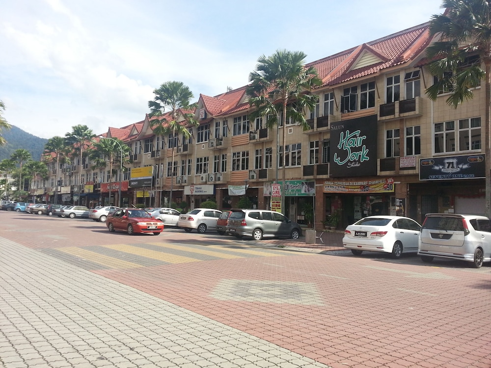 GRAND KAMPAR HOTEL 54/56
