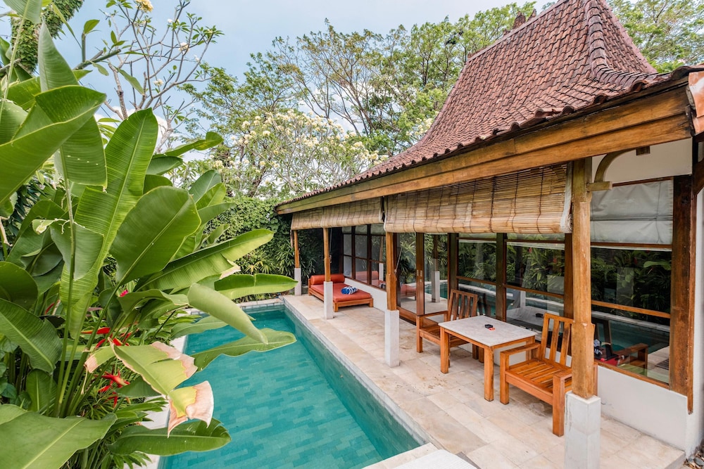 Alam Bidadari Seminyak Villas And Spa 44/50