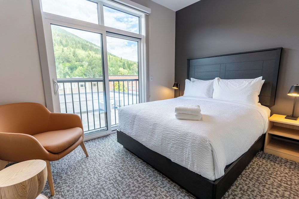 Basecamp Suites Revelstoke 9/50