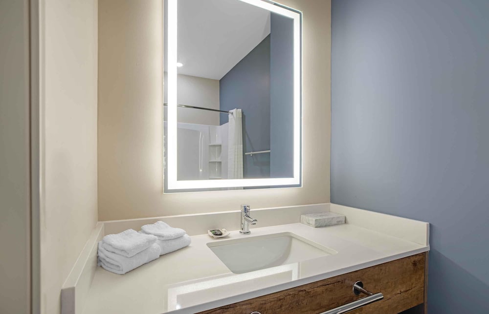 Extended Stay America Premier Suites - Denver International Airport 25/31