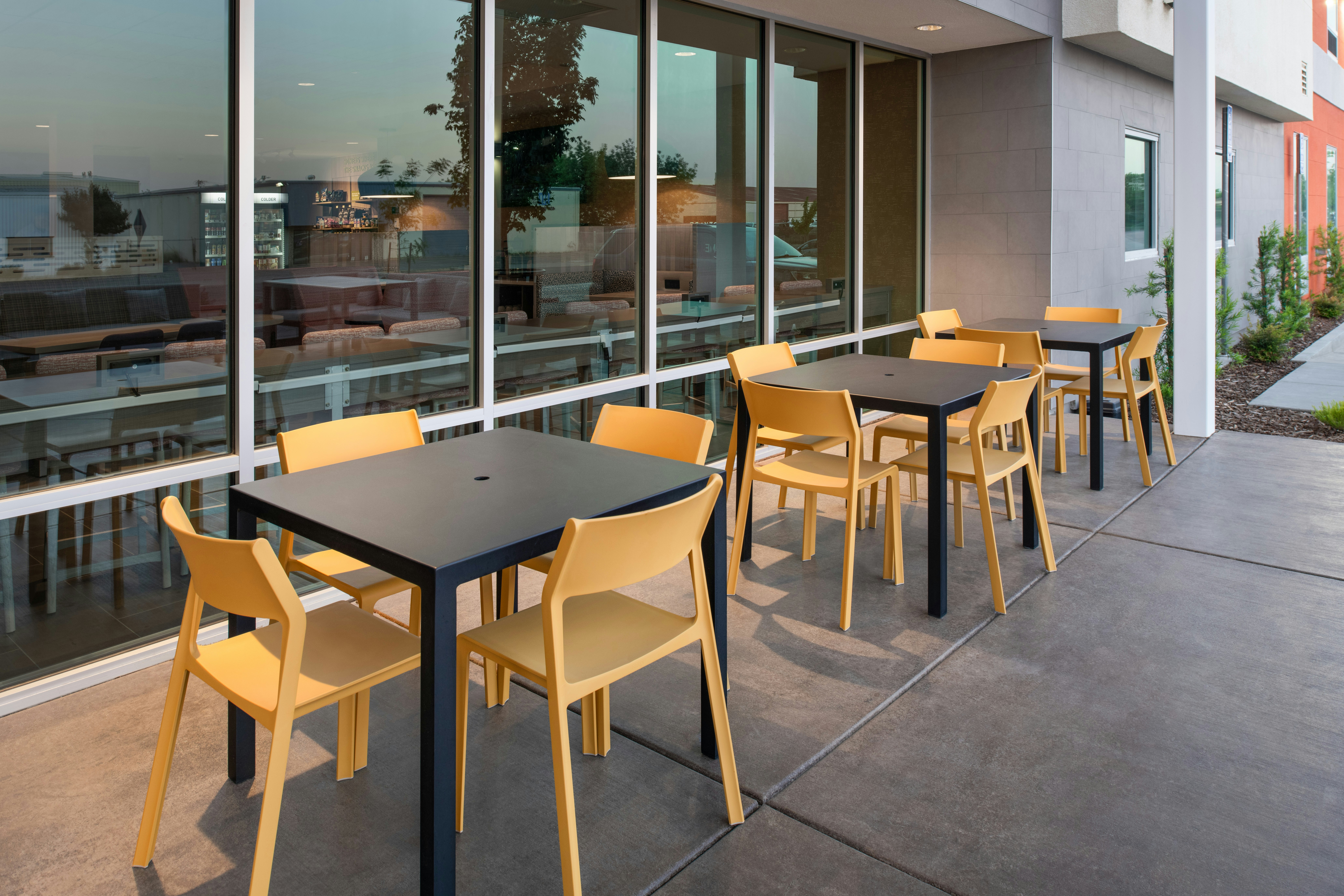 Home2 Suites by Hilton Woodland Sacramento 26/39