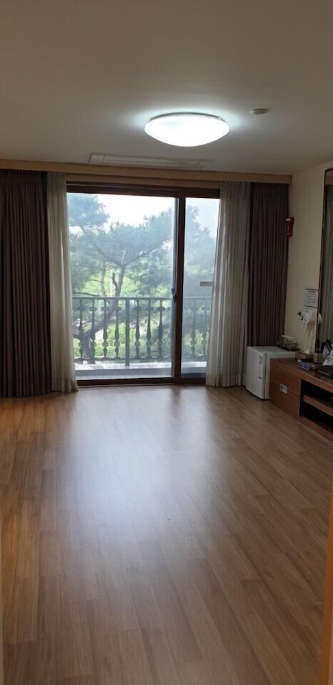 Hotel The Base 13/17