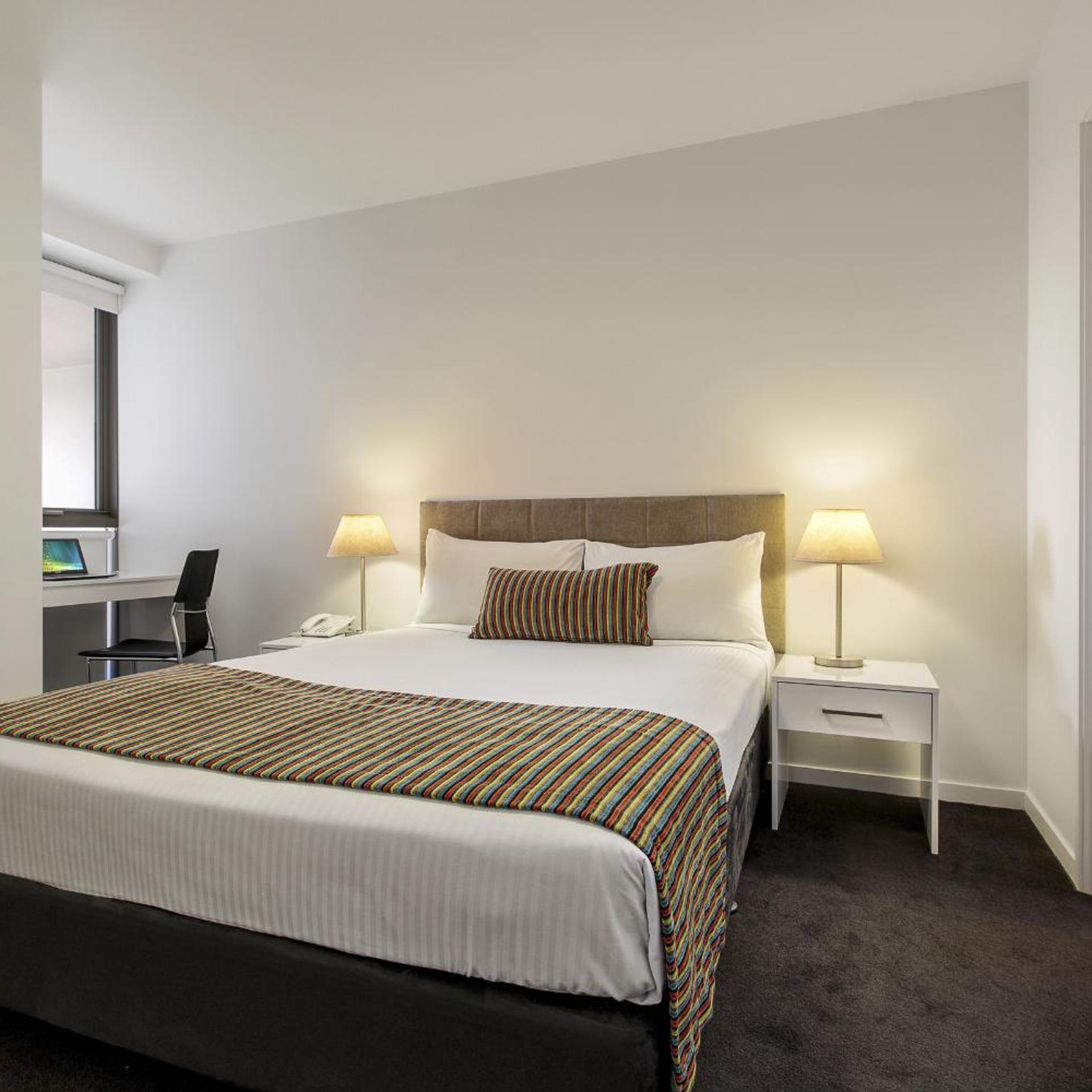 2 Bedrooms, Apartment