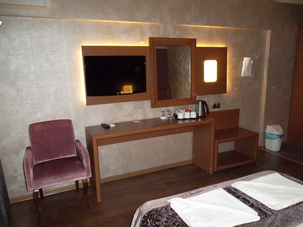 Club Viva Hotel 8/24
