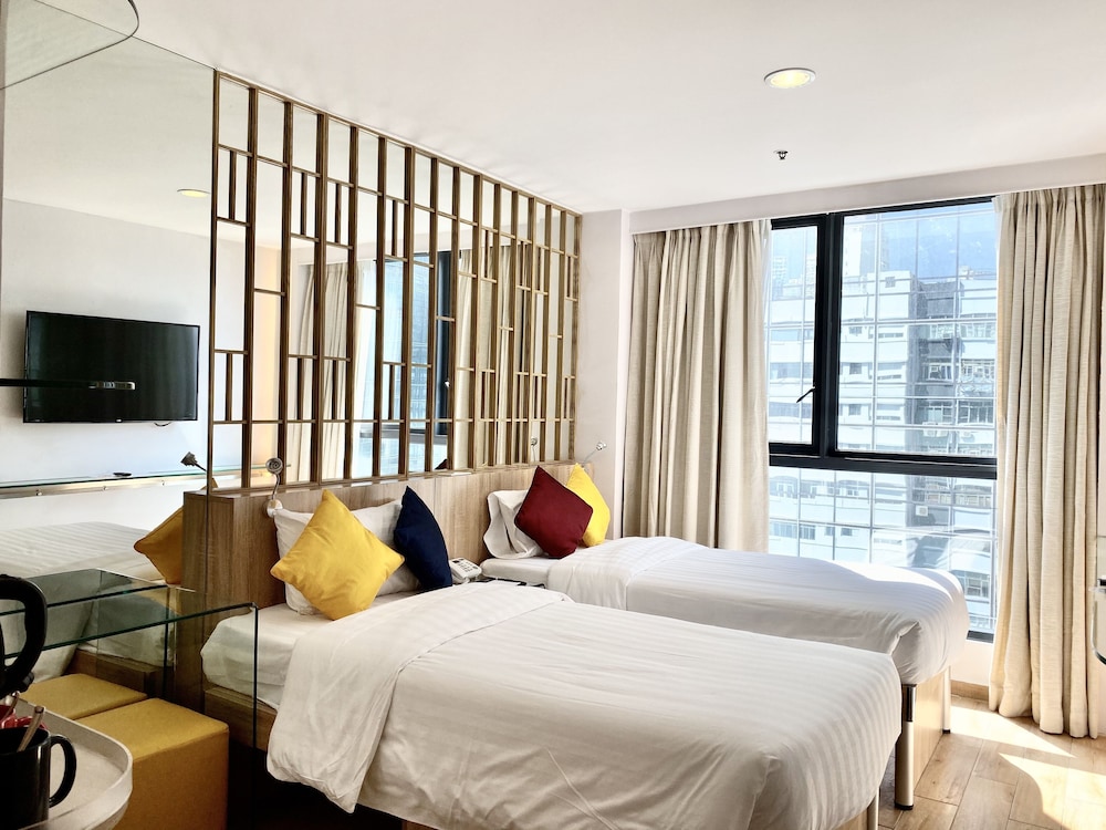 IW Hotel 14/46