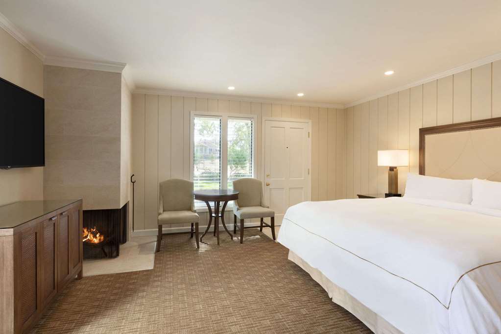 Grove, Resort, Deluxe, King Bed