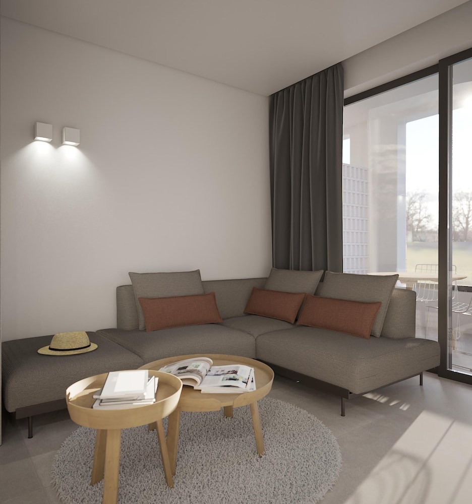Dore Hotel 32/50