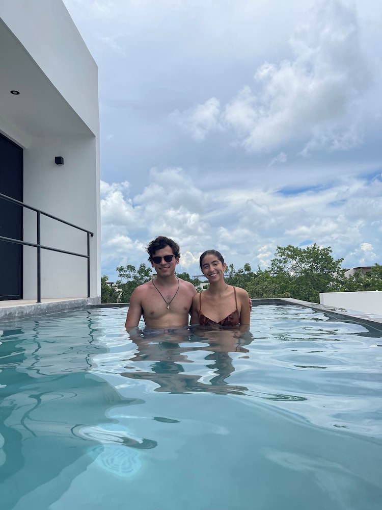 Erena Tulum 18/40