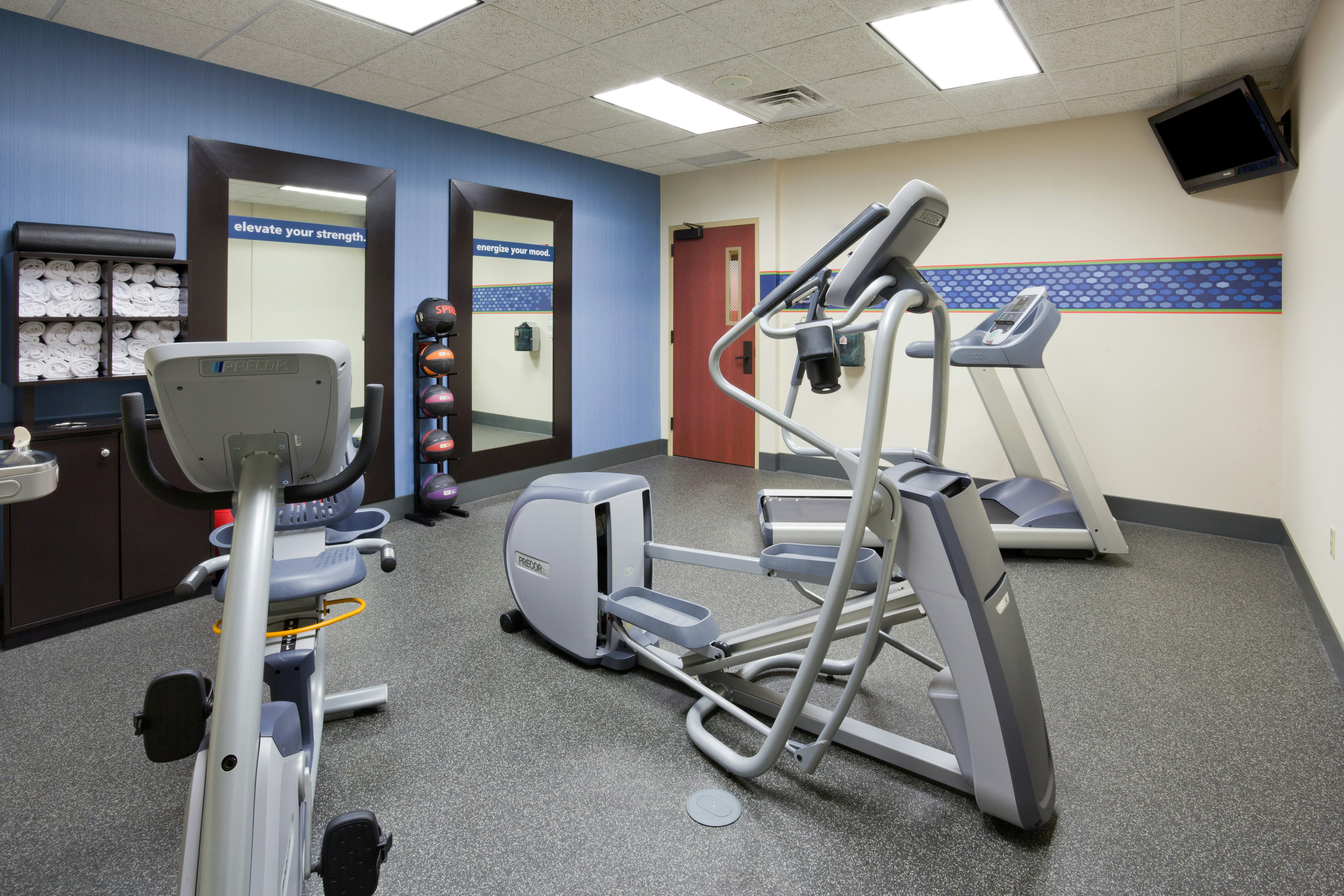 Hampton Inn & Suites Lino Lakes 20/41