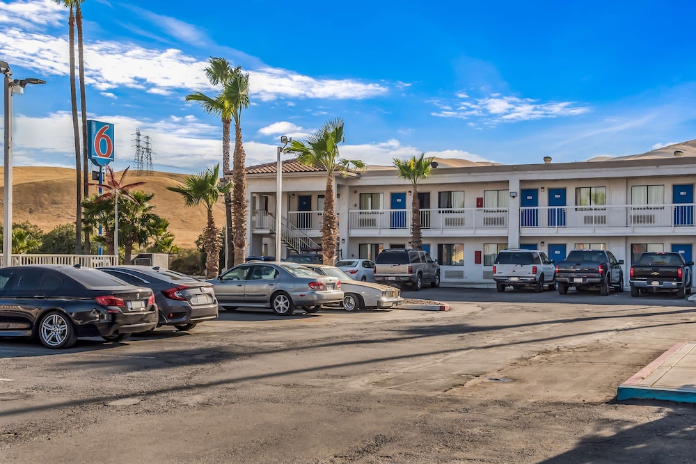 Motel6 Westley Ca 28/40