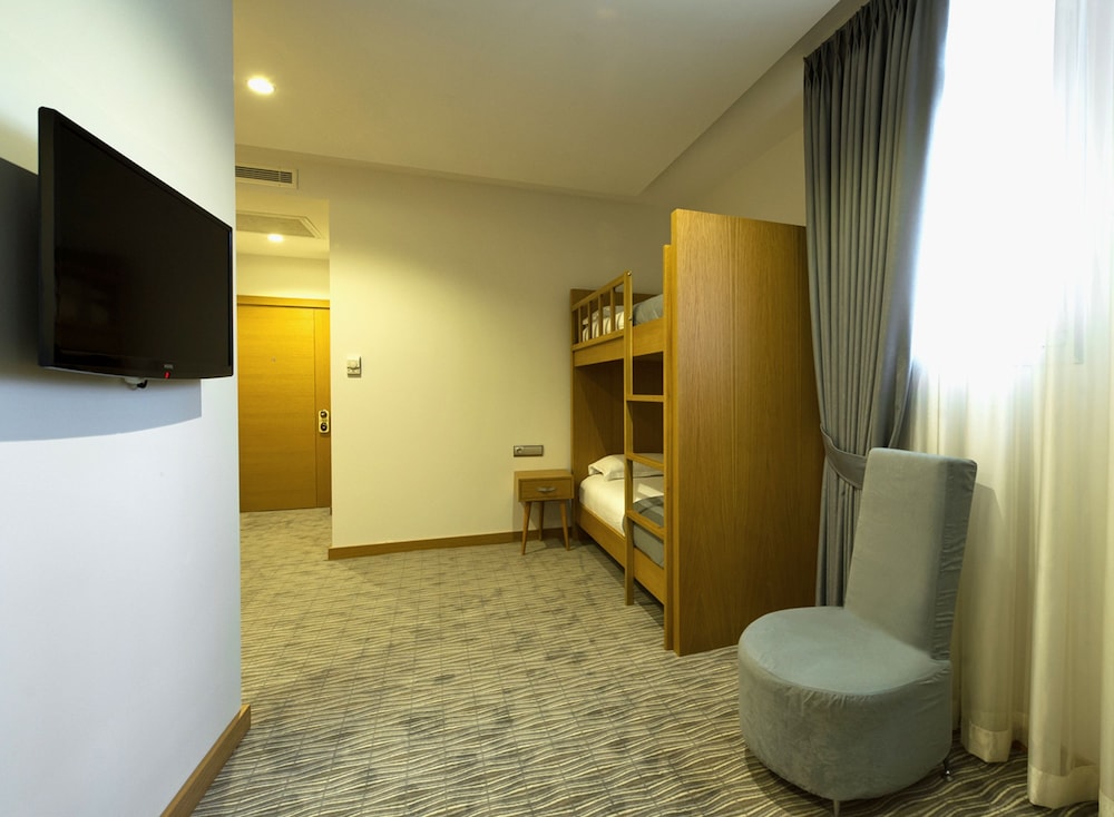 Olimpiyat Hotel 45/45