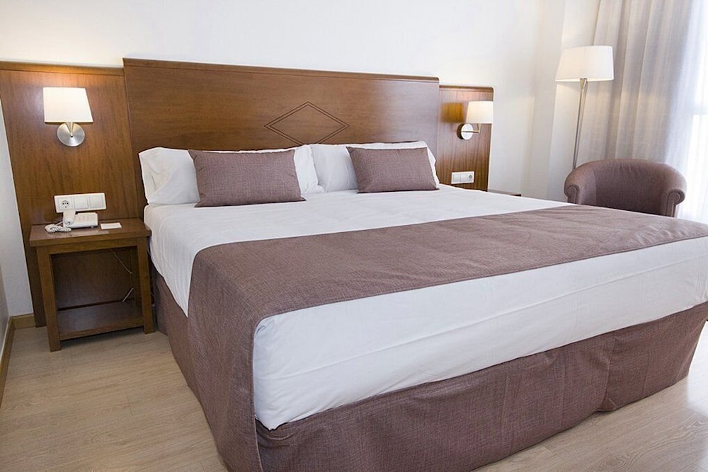 Hotel Albufera 5/28