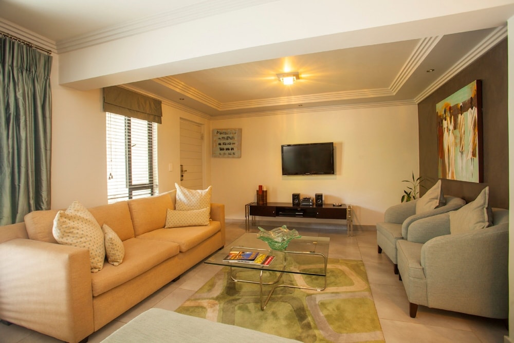 Villa Moyal 29/67