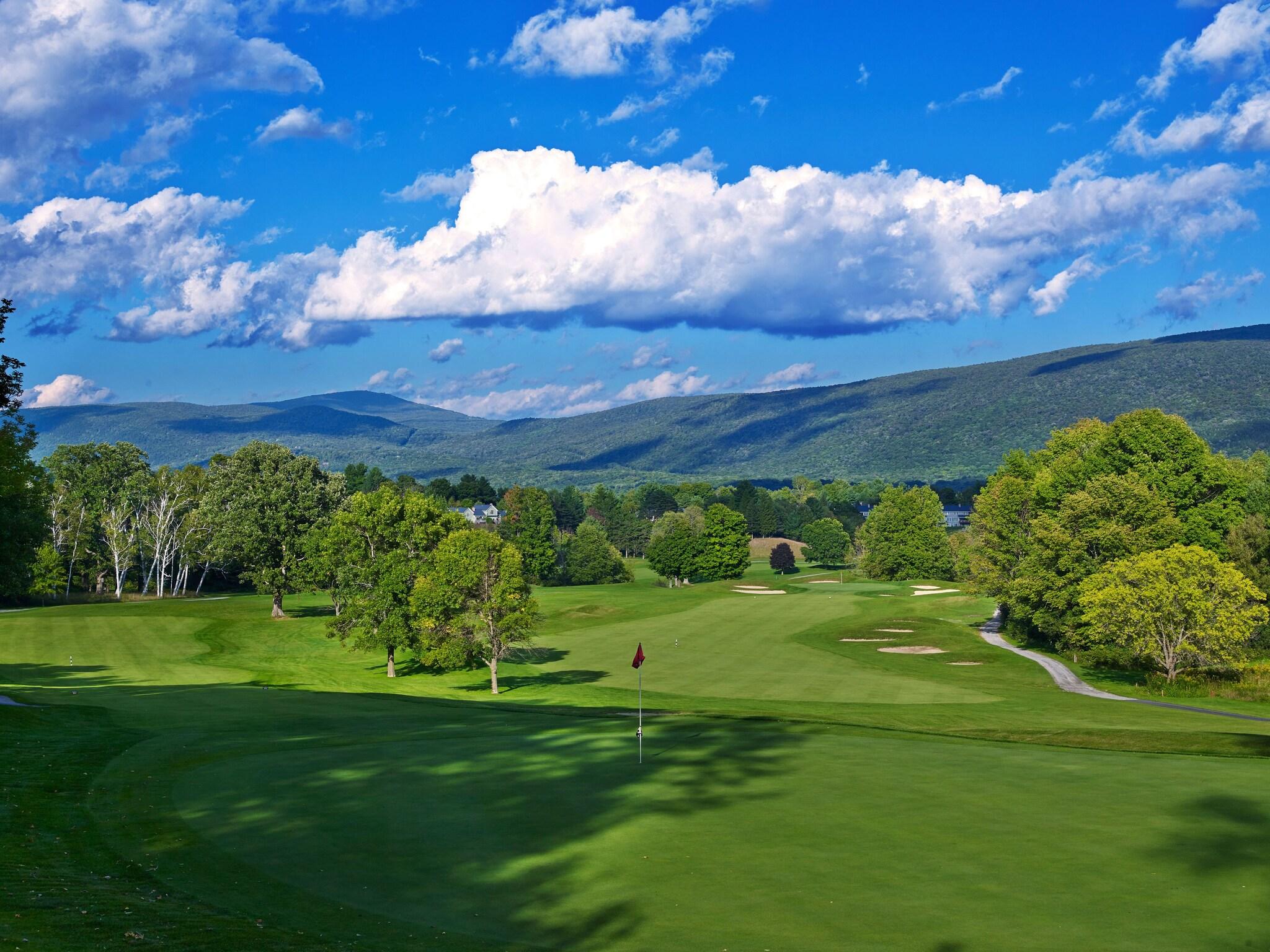 The Equinox A Luxury Collection Golf Resort & Spa Vermont 76/81