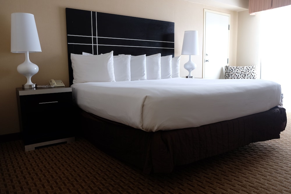 Chateau Resort & Conference Center 36/73