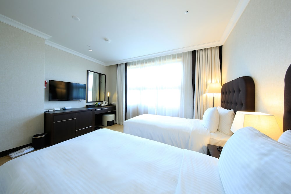 Jeju Booyoung Hotel & Resort 13/54