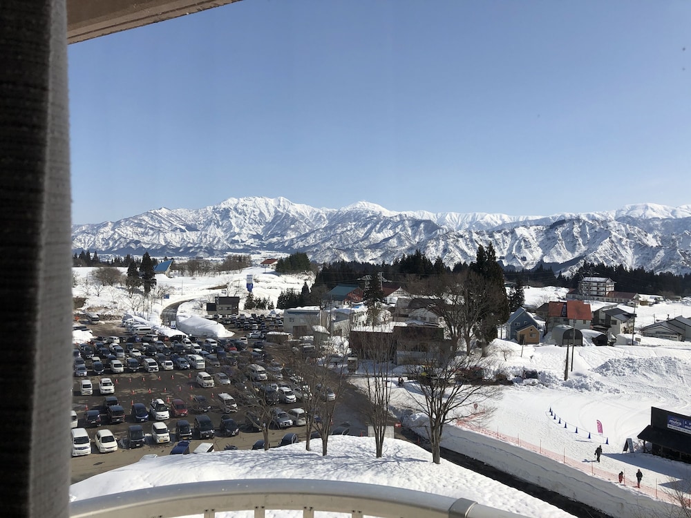 Muica Onsen Hotel 35/39
