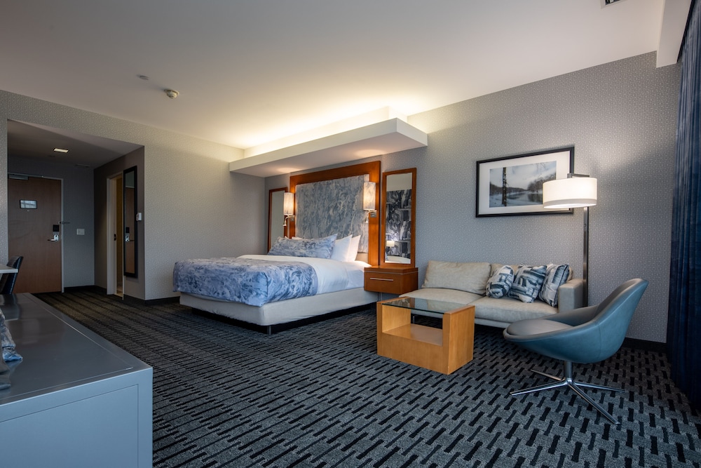 The Hotel at Kirkwood Center 42/65