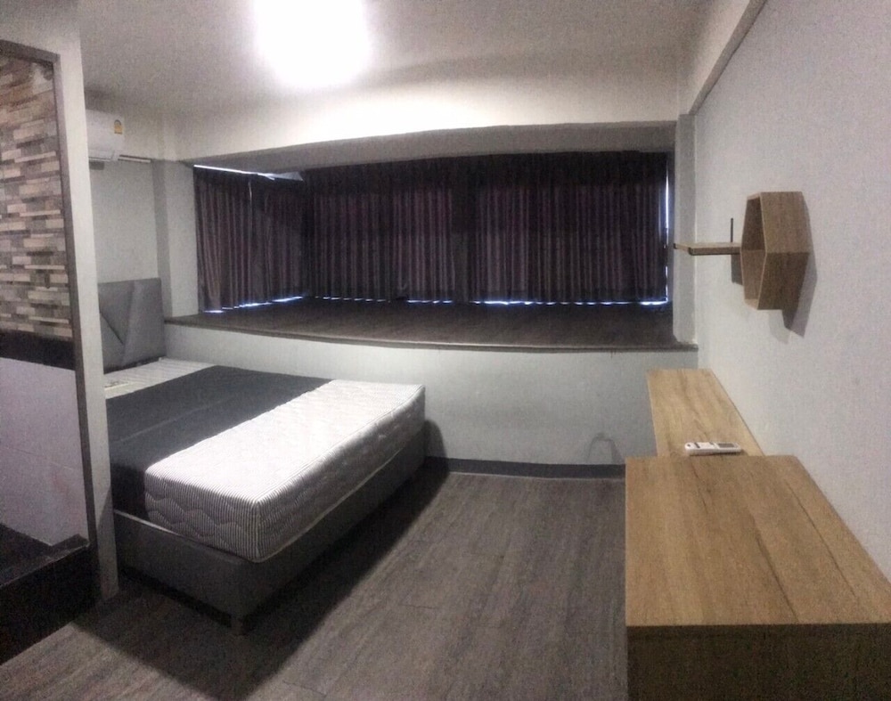 W71 Hotel bangkok 34/50