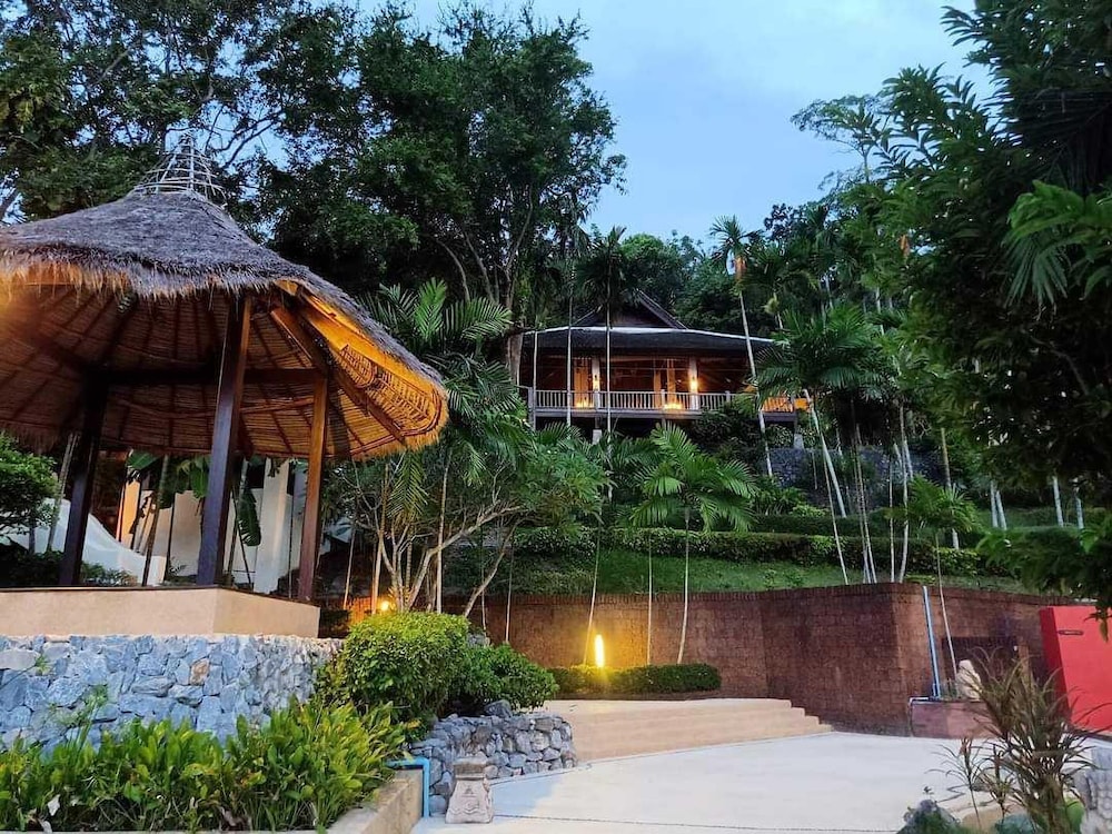 Racha Kiri Resort and Spa 2/63