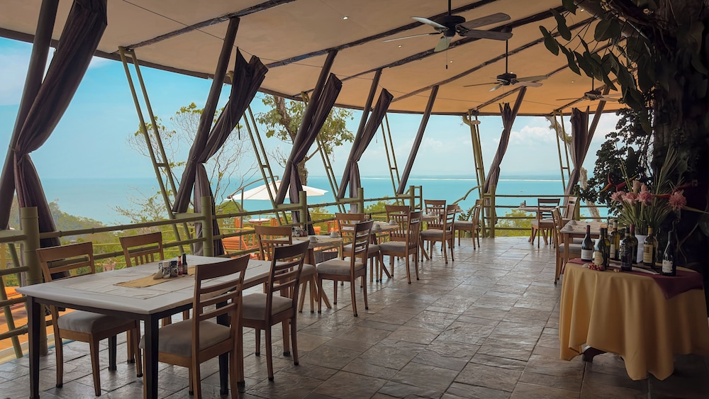 Issimo Suites Boutique Hotel Spa Adults Only 59/71