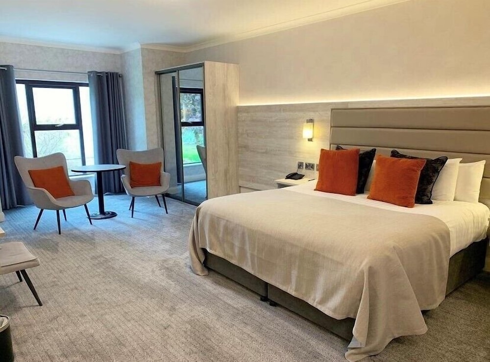 MILL PARK HOTEL 7/59