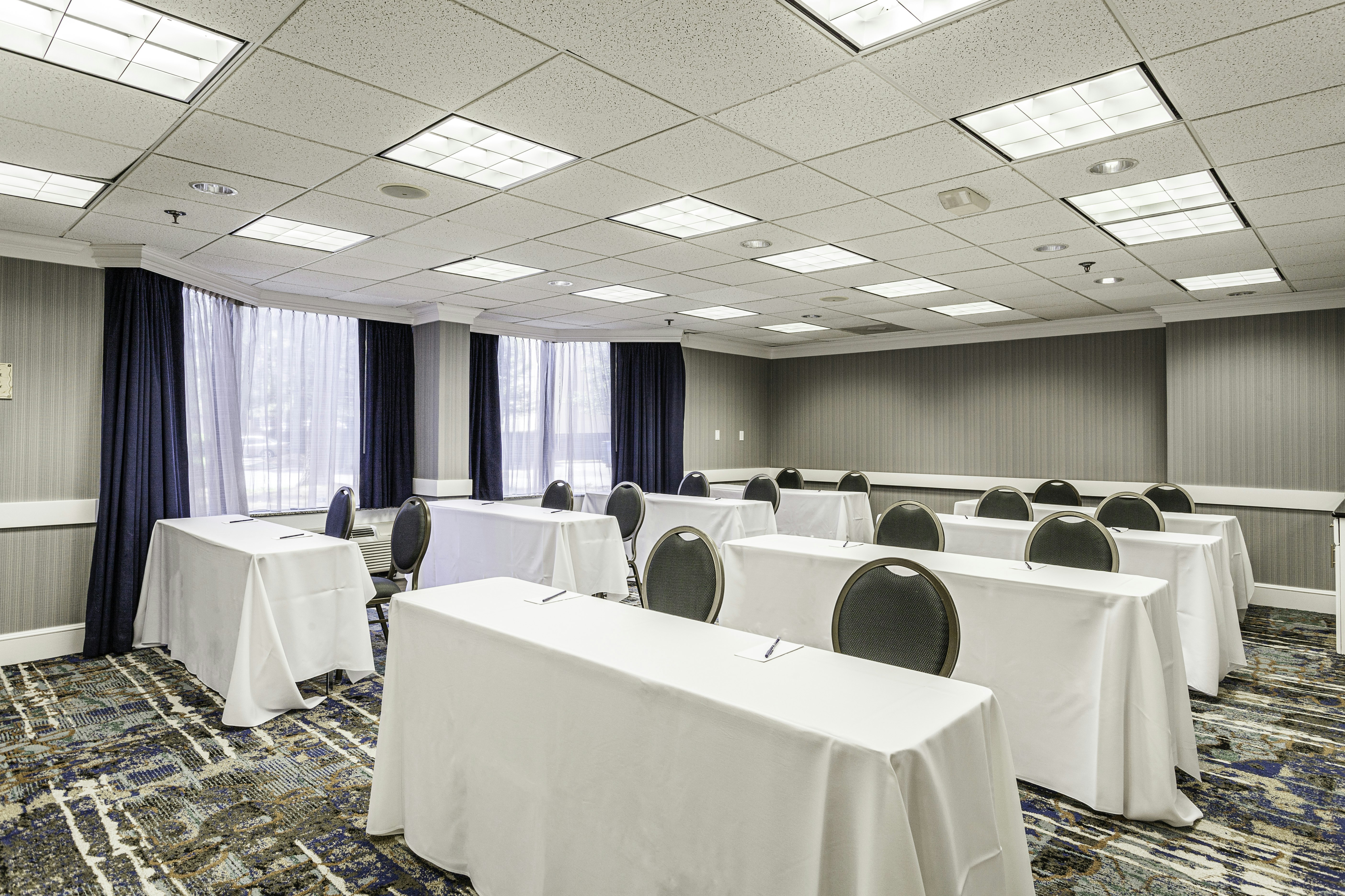 Doubletree Memphis 53/68