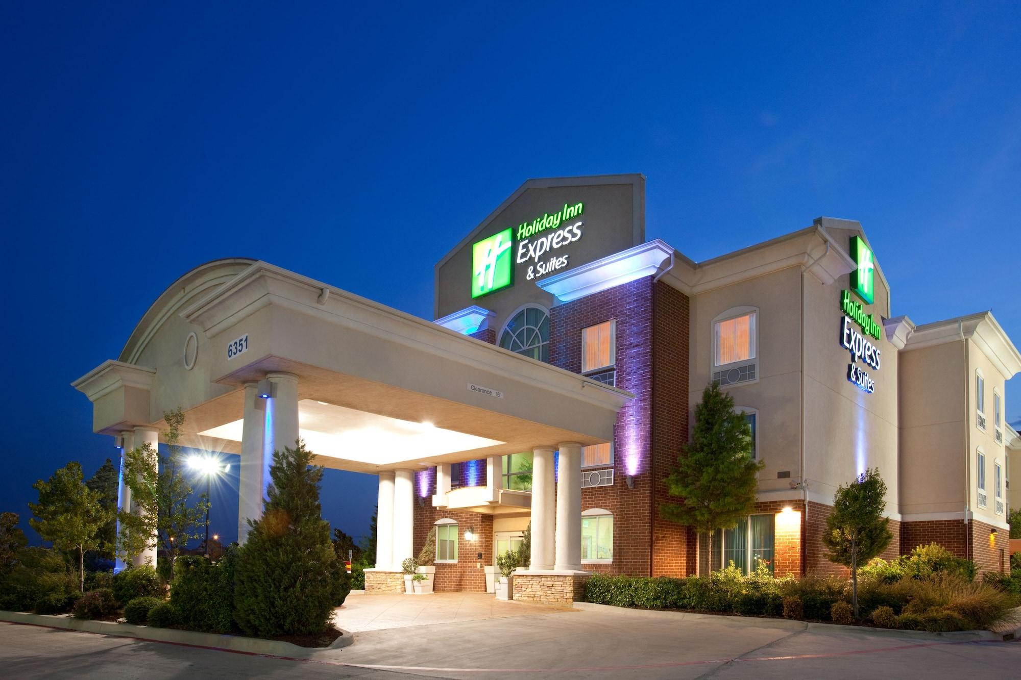 Holiday Inn Express Suites Fort Worth Fossil Creek 1/30
