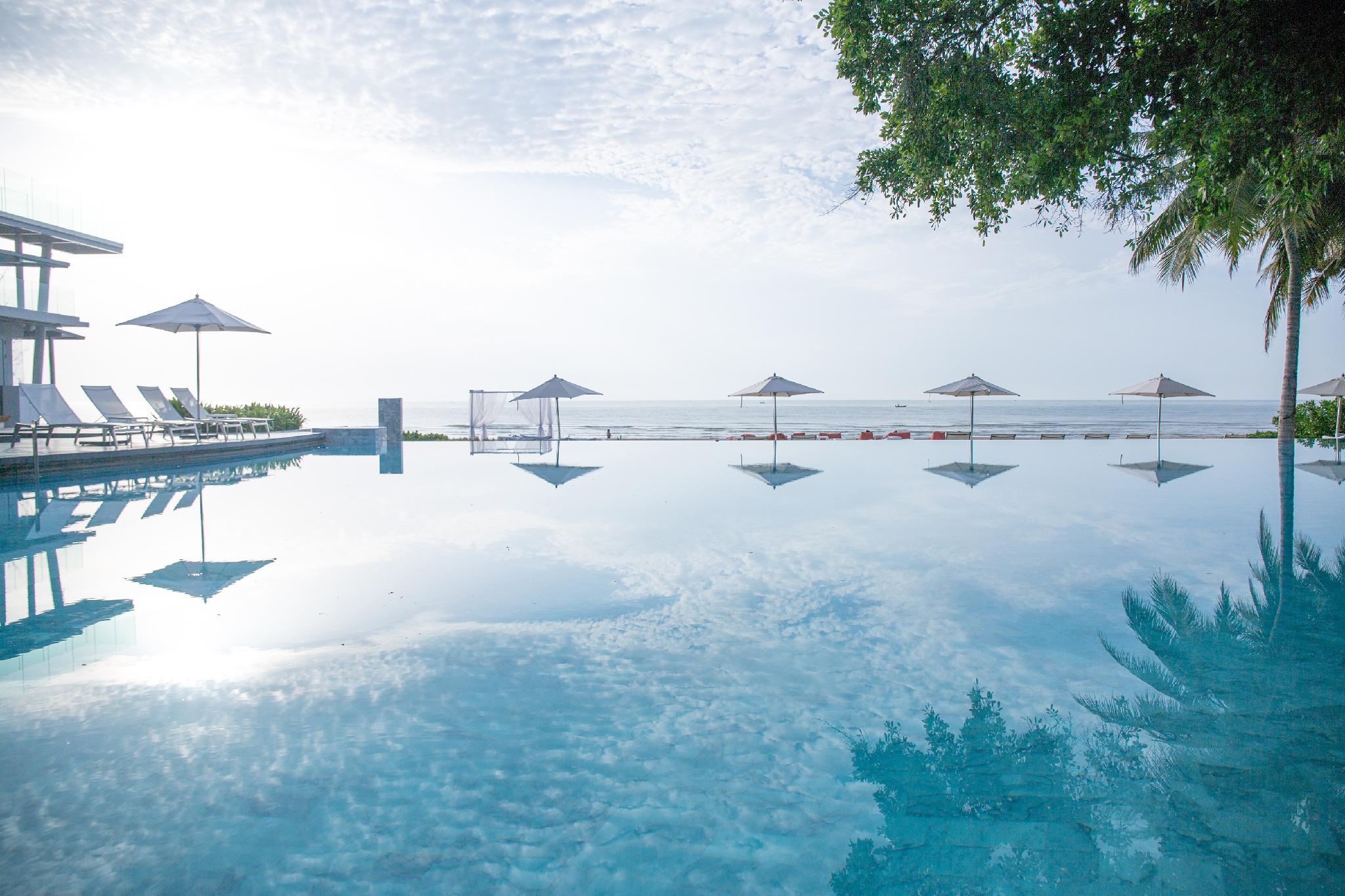 Skypool, Villa