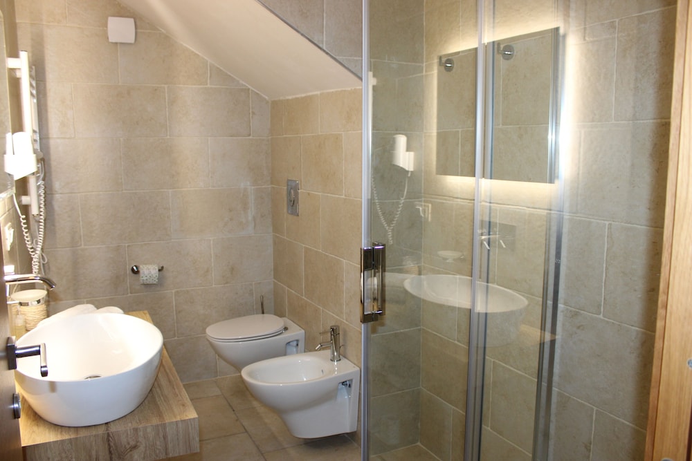 Hotel Punta San Francesco 46/49