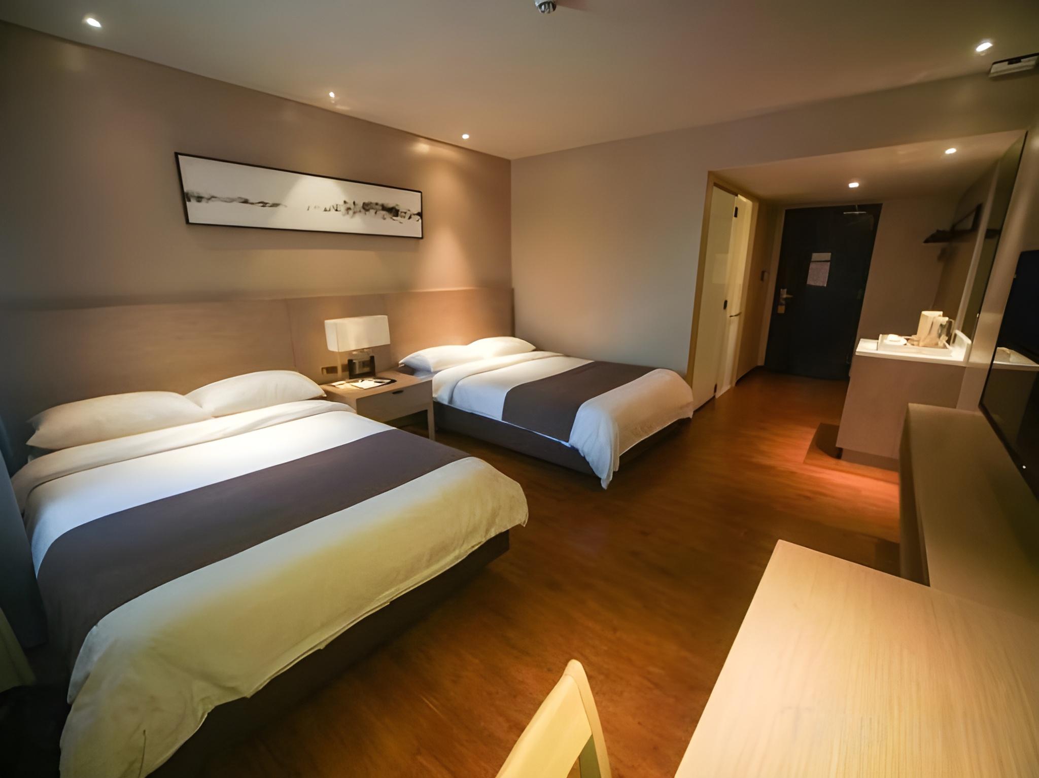 SUPERIOR, DOUBLE BED