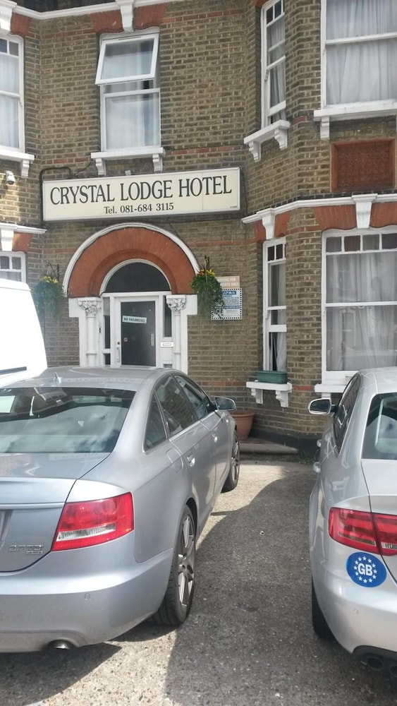 Crystal Lodge Hotel 34/38
