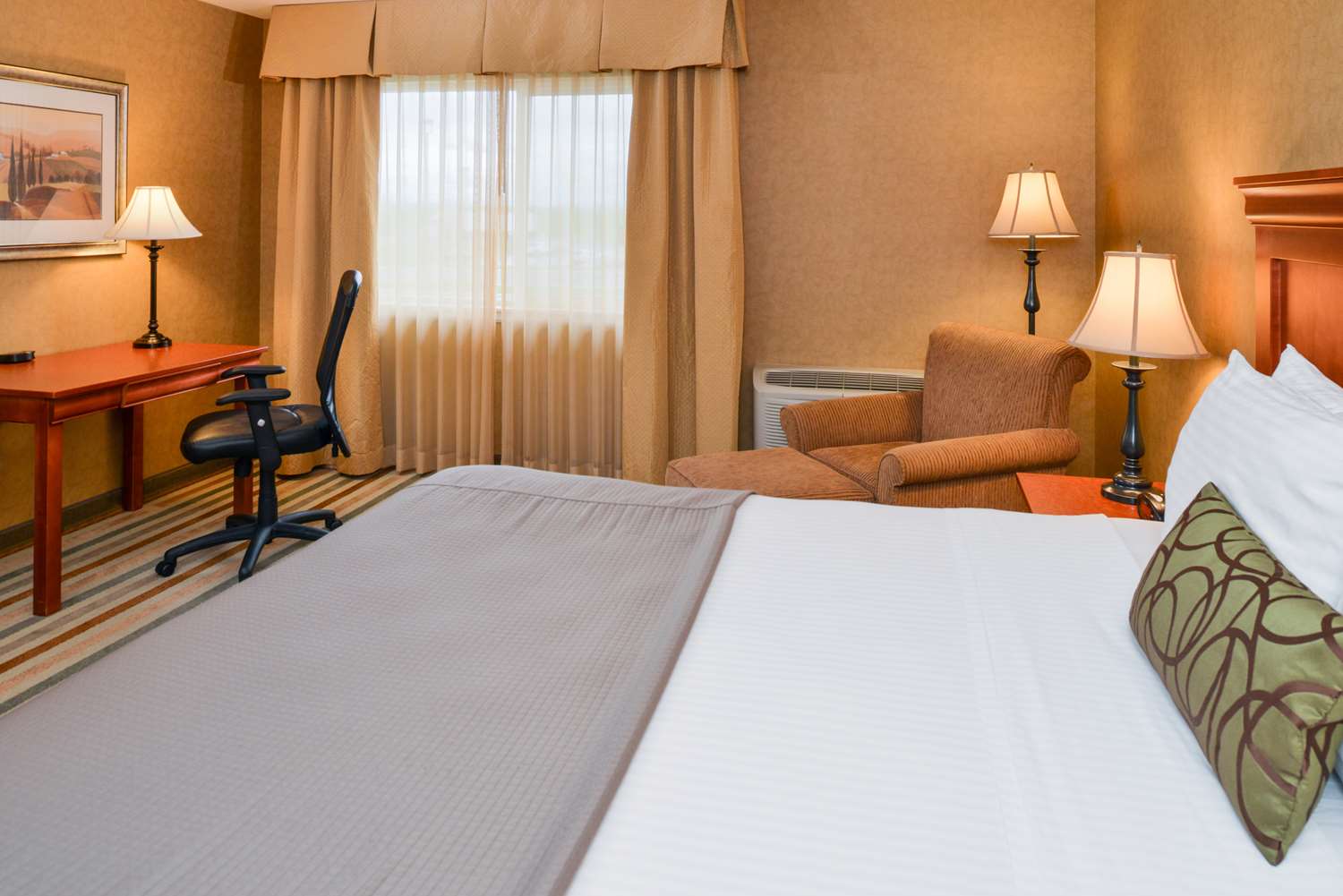 غرفة بسرير كينج، Best Western Pendleton Inn 3/6