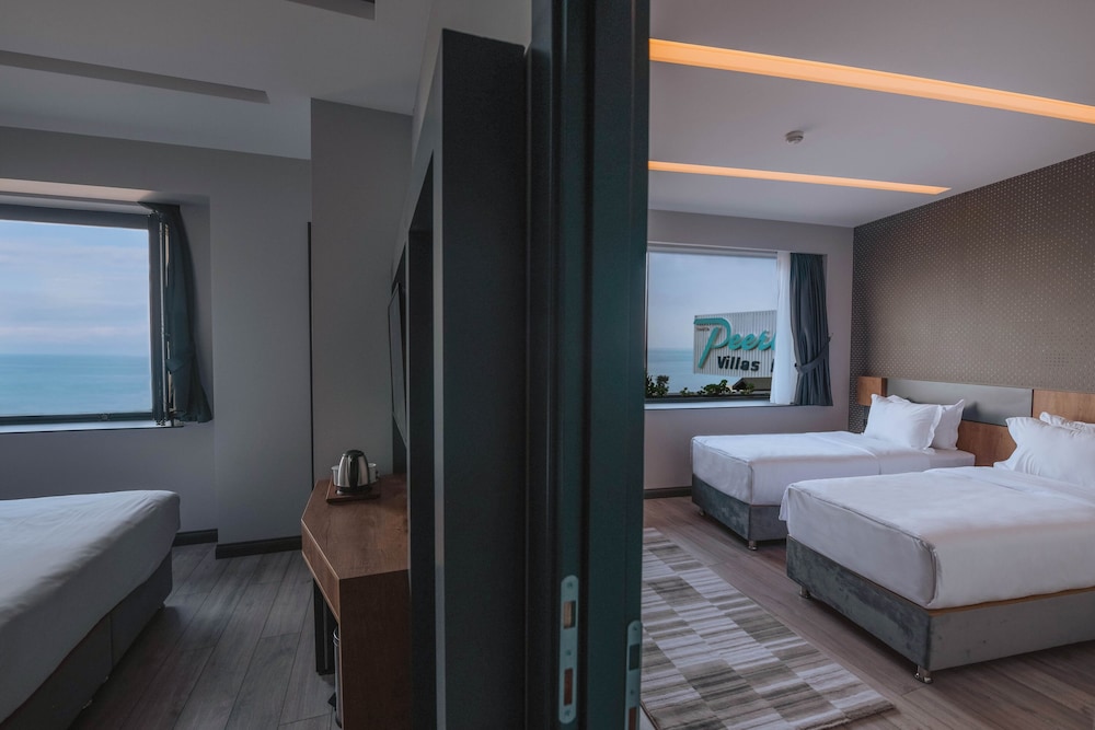 Peerless Villas Hotel 22/74