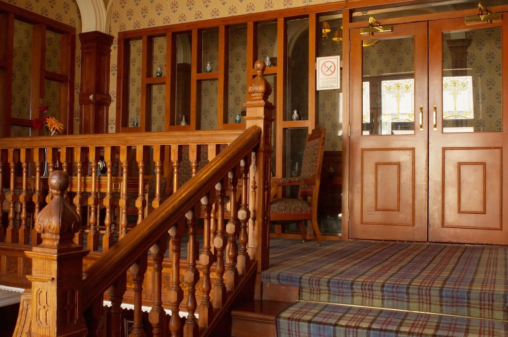 Mansfield Castle Hotel 20/50