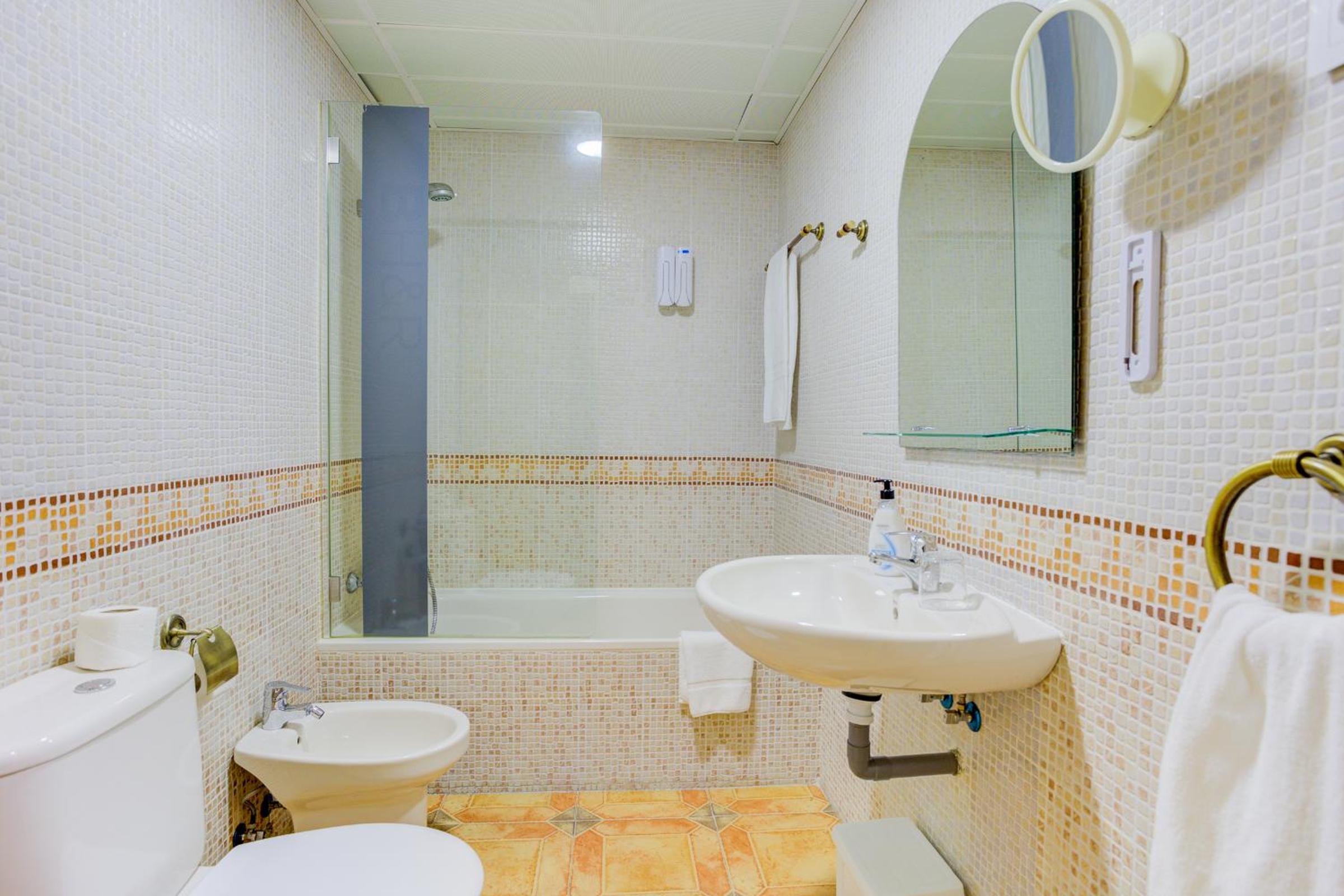 Hotel Pizarro 49/52